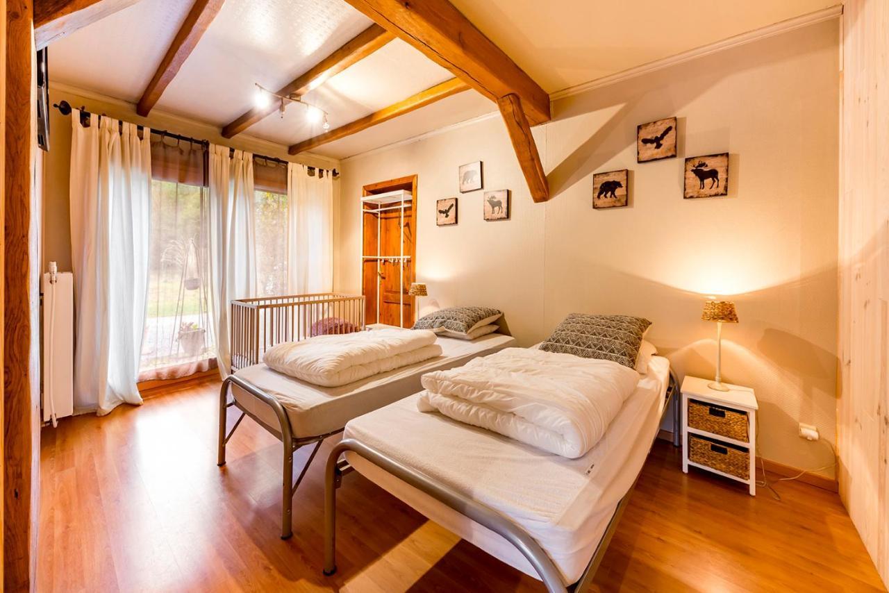 Vakantiehuis Cosy With Sauna Near River
